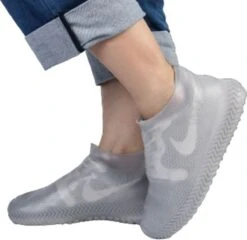 Siliconen Unisex Waterdichte Overschoenen Grijs Maat M 35-38 - Herbruikbaar – Anti Slip Regen Overschoen - Schoenhoesjes - Waterdichte Schoenbeschermers - Regenhoes – Schoenovertrek - Regenlaarzen