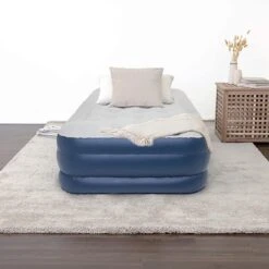 LifeGoods Luchtbed - 1 Persoons - Met Ingebouwde Pomp - Incl. Draagtas En Reparatiekit -Bo Camp Goedkope Winkel 1200x1200 1220