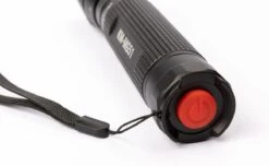 Led Zaklamp - Zeer Fel 2000 Lumen - Inclusief 4 AA Batterijen - King Mungo Zaklampen -Bo Camp Goedkope Winkel 1200x738 4