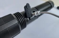 Zeer Krachtige Militaire LED Zaklamp 3200 MAh - Oplaadbaar - Incl 18650 Batterij - King Mungo KM-33 -Bo Camp Goedkope Winkel 1200x773 3