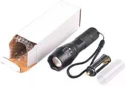 Merkloos Professionele 1000 Lumen LED Zaklamp Met Zoomfunctie -Bo Camp Goedkope Winkel 1200x830 4