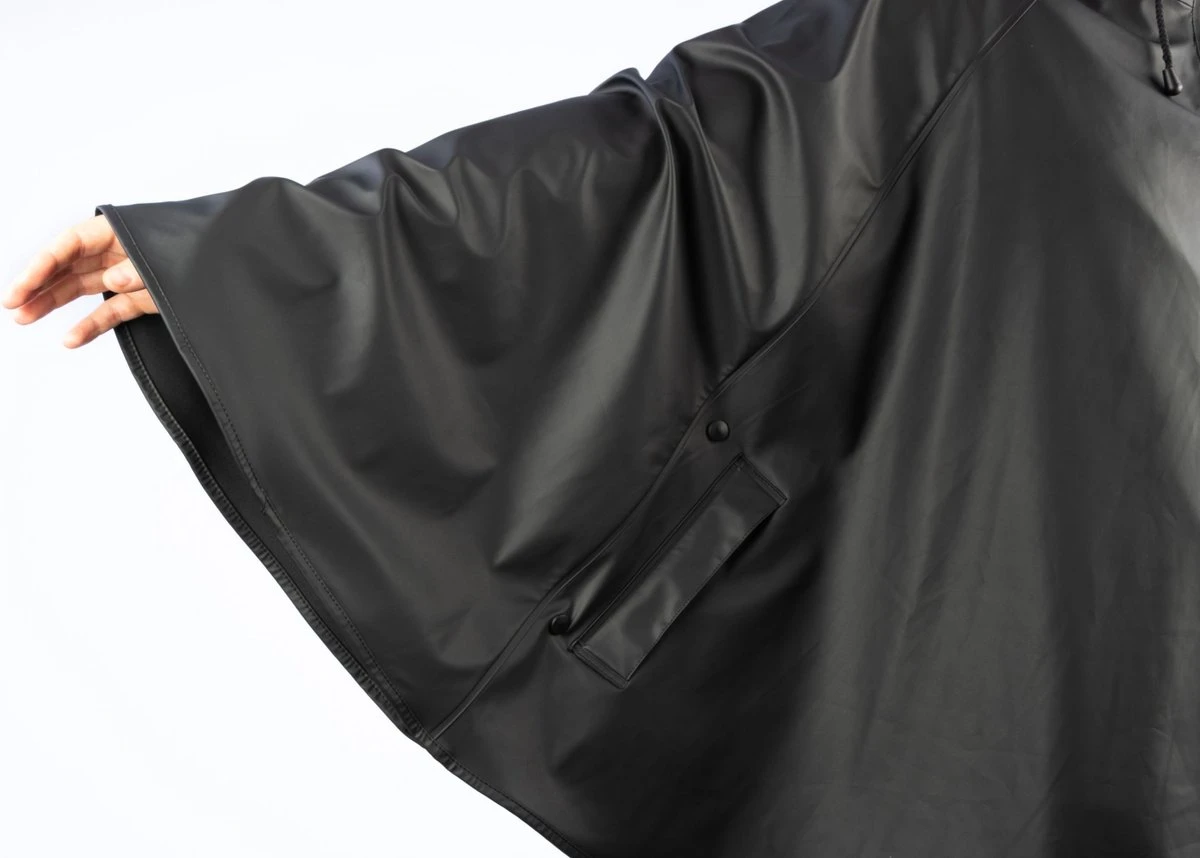 Ralka Regenponcho Senior - Sizzle - Zwart - L/XL 7 Ralka Regenponcho Senior - Sizzle - Zwart - L/XL - Afbeelding 7