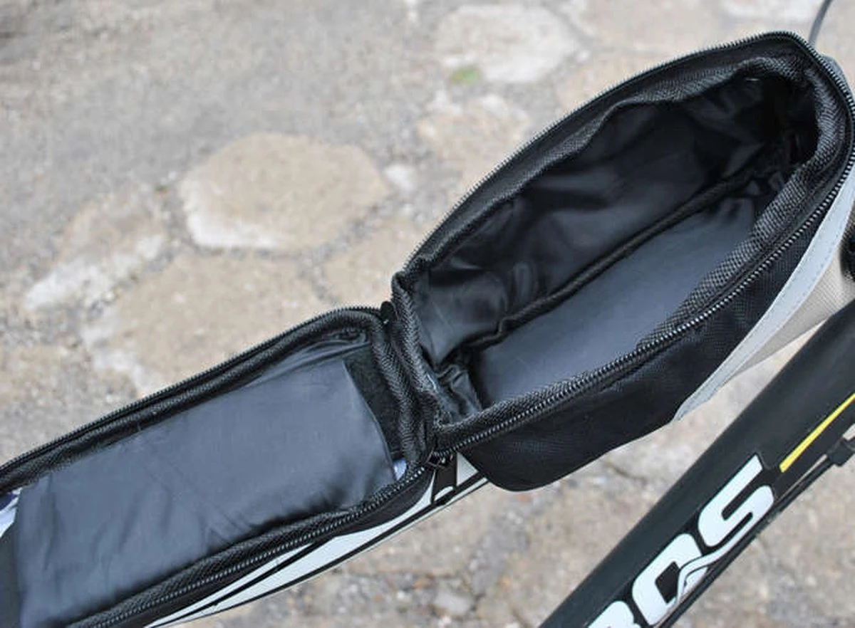 Merkloos 2 IN 1 Poncho En Telefoontas - Luxe Blauw Regenjas-Waterafstotend-Lang Model 135 Cm-Met Koortjes En Ritssluiting-Inclusief Opberg Tas-Geschikt Voor Wandelen, Fietsen, Werk, Hiken En Meer-Regen-Telefoontasje Voor Op De Fiets–Fiets Telefoonhouder–Smart 7 Merkloos 2 IN 1 Poncho En Telefoontas - Luxe Blauw Regenjas-Waterafstotend-Lang Model 135 Cm-Met Koortjes En Ritssluiting-Inclusief Opberg Tas-Geschikt Voor Wandelen, Fietsen, Werk, Hiken En Meer-Regen-Telefoontasje Voor Op De Fiets–Fiets Telefoonhouder–Smart - Afbeelding 7