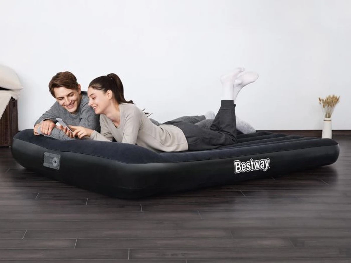 Bestway Tritech 22 Cm Luchtbed - Tweepersoons 1 Bestway Tritech 22 Cm Luchtbed - Tweepersoons