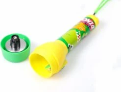 Kids Licensing Zaklamp Dino Voor Kinderen | Nachtlamp Dinosaurus LED + 10 Gratis Dino Stickers | Werkt Op 2 AA Batterijen | 16cm | FL03 -Bo Camp Goedkope Winkel 1200x914 3