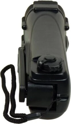 POWERplus Shark Dynamo / USB Oplaadbare LED Waterproof Zaklamp | Waterdicht Tot 10 Meter Diepte | Ideaal Voor Camping / Boot / Hiking Etc. 22 POWERplus Shark Dynamo / USB Oplaadbare LED Waterproof Zaklamp | Waterdicht Tot 10 Meter Diepte | Ideaal Voor Camping / Boot / Hiking Etc. -Bo Camp Goedkope Winkel 684x1200 1