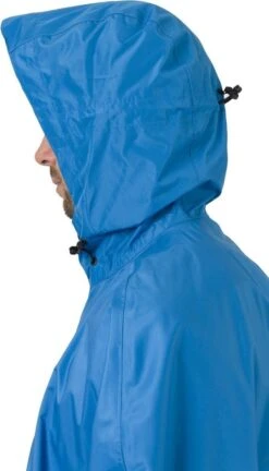 AGU Grant Regenponcho Essential Unisex - Blauw - One Size - Dames & Heren - Waterdicht & Ademend 19 AGU Grant Regenponcho Essential Unisex - Blauw - One Size - Dames & Heren - Waterdicht & Ademend -Bo Camp Goedkope Winkel 686x1200 1