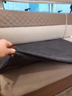 Bankhoes Voor Camper / Mobilhome / Caravan Carré Stretch Badstofhoes Per Stuk Kleur Antraciet Universeel Model -Bo Camp Goedkope Winkel 900x1200 2