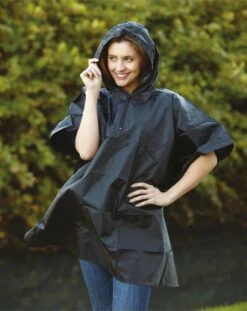 YOKO Lichtgewicht Regen Poncho | Maat REGULAR| Kleur Zwart -Bo Camp Goedkope Winkel 953x1200